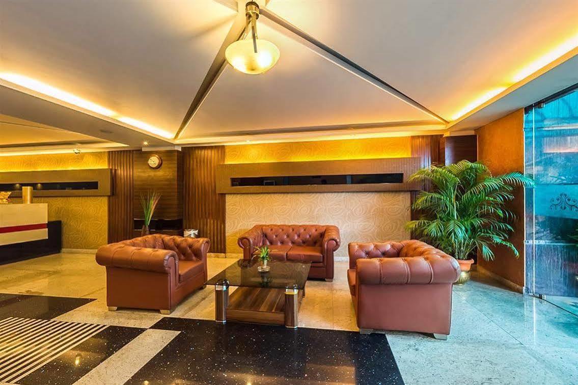 The Contour Hotel Guwahati Esterno foto
